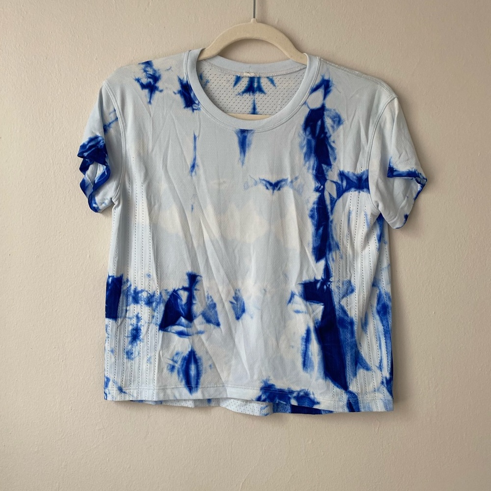 Lululemon tie dye tshirt size 6